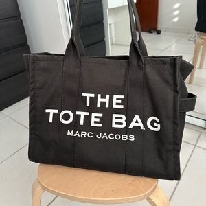 Marc Jacobs Size Large Tote Bag